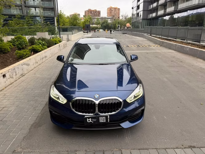 BMW 118I 1.5 AUT 2021 - Imagen 10