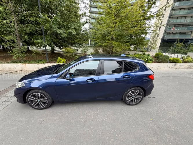BMW 118I 1.5 AUT 2021 - Imagen 16