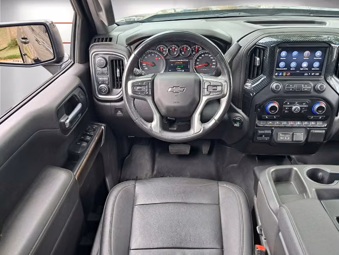 CHEVROLET SILVERADO 4X4 LT 5.3 AUT 2022 - Imagen 16