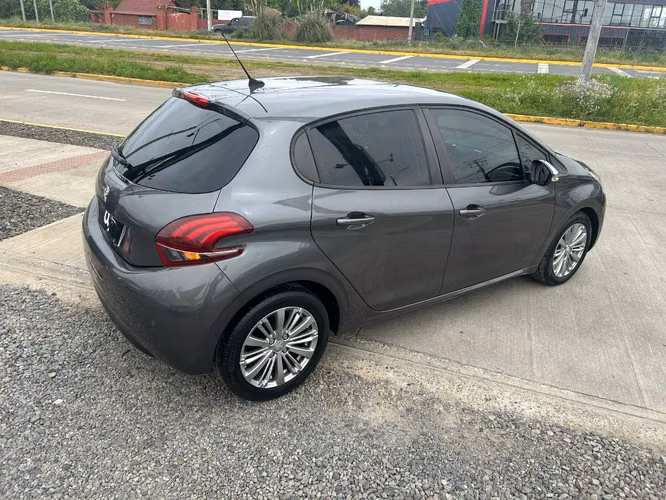 PEUGEOT 208 1.2 SIGNATURE PURETECH 4X2 2021 - Imagen 11
