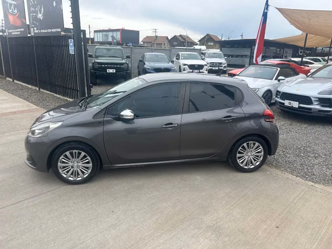 PEUGEOT 208 1.2 SIGNATURE PURETECH 4X2 2021 - Imagen 7