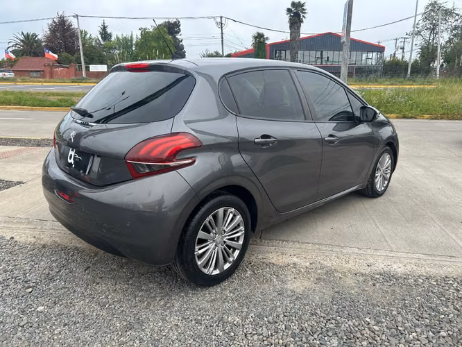 PEUGEOT 208 1.2 SIGNATURE PURETECH 4X2 2021 - Imagen 10