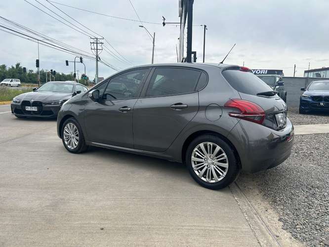 PEUGEOT 208 1.2 SIGNATURE PURETECH 4X2 2021