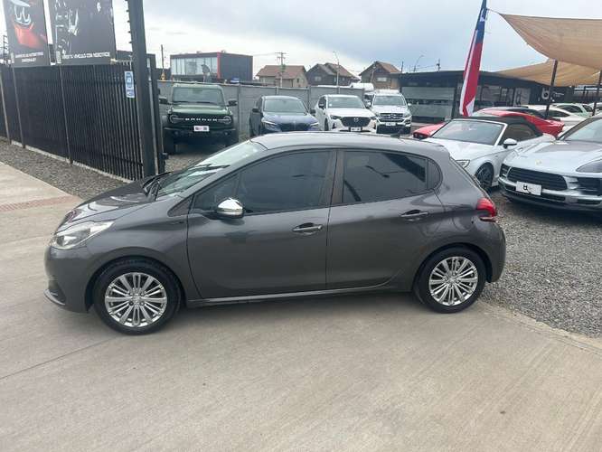 PEUGEOT 208 1.2 SIGNATURE PURETECH 4X2 2021