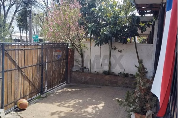 Casa con gran terreno y potencial en las condes - Imagen 4