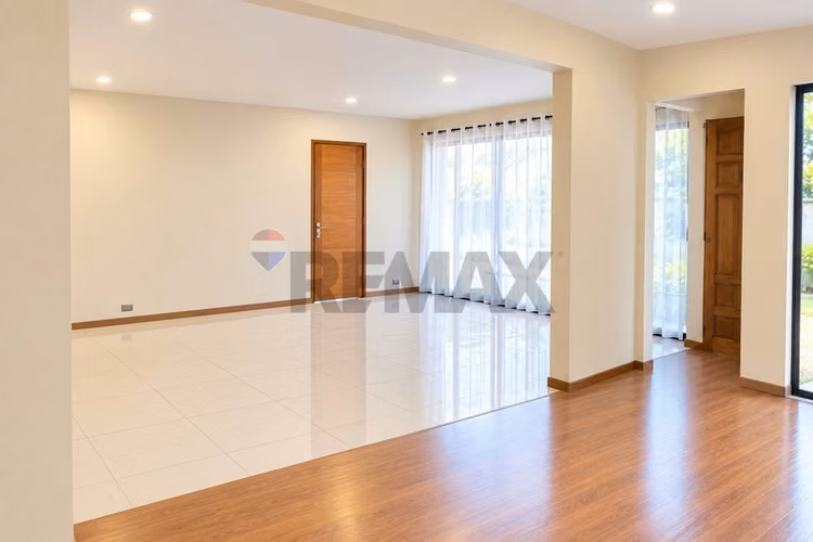 Propiedad comercial / industrial en arriendo - Imagen 8