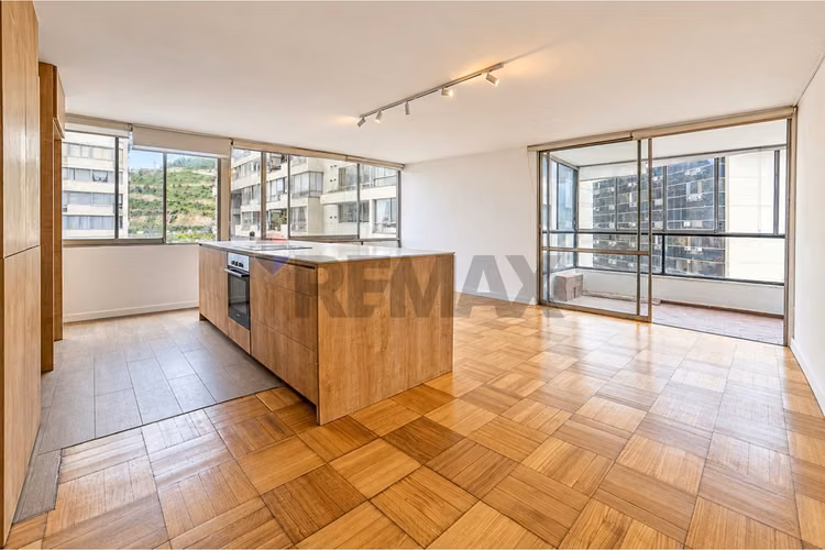 4d y 3b con terraza y vistas espectaculares - Imagen 2