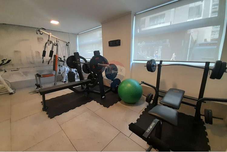 "arrienda moderno dpto carmen stgo" - Imagen 24