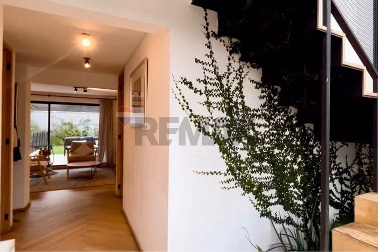 Casa remodelada en san carlos de apoquindo - Imagen 2