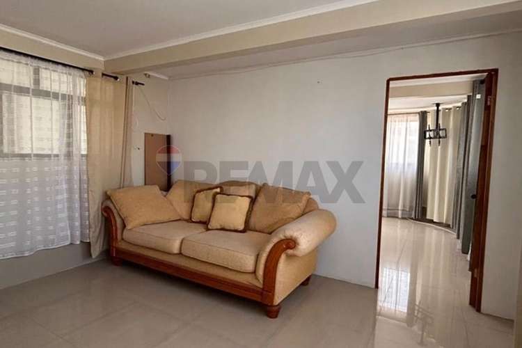 Casa de 3 pisos para empresa - Imagen 6