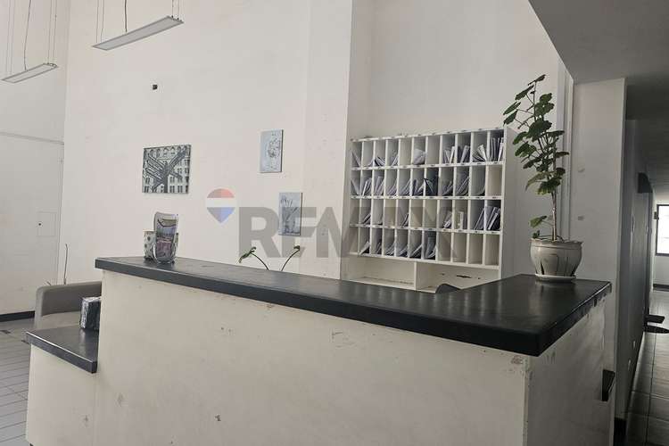 Departamento 2 dormitorios  en parque ingles - Imagen 2