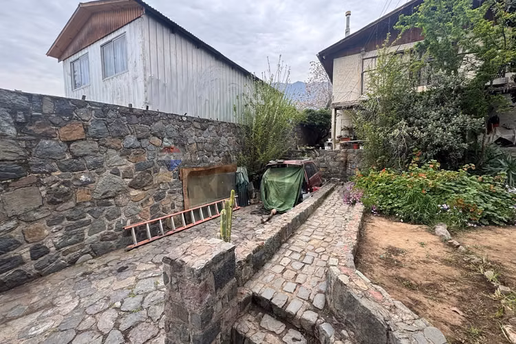 Casa con amplio terreno los arroyuelos/las torres - Imagen 14