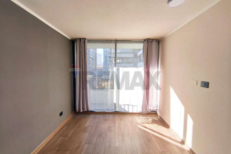 Venta depto full equipado 2d 2b  metro santa lucía - Imagen 4
