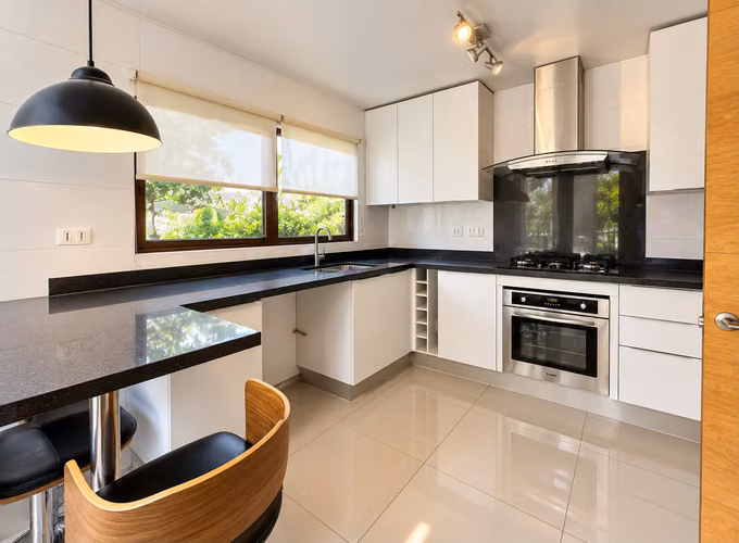 NUEVO PRECIO CASA BRISAS NORTE 7200 UF - Imagen 12