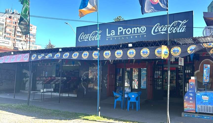 SE ARRIENDA LOCAL COMERCIAL PARA BOTILLERÍA  CON  PATENTE