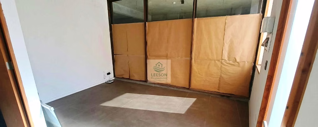 LOCAL COMERCIAL EN ARRIENDO EN CERRO ARTILLERÍA
