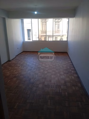 SE ARRIENDA OFICINA EN CENTRO DE VALPARAÍSO