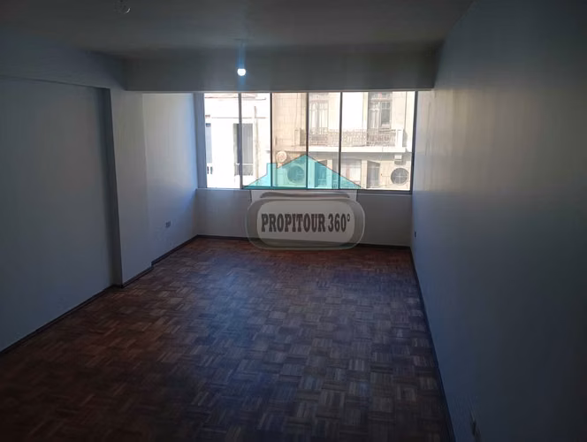 SE ARRIENDA OFICINA EN CENTRO DE VALPARAÍSO