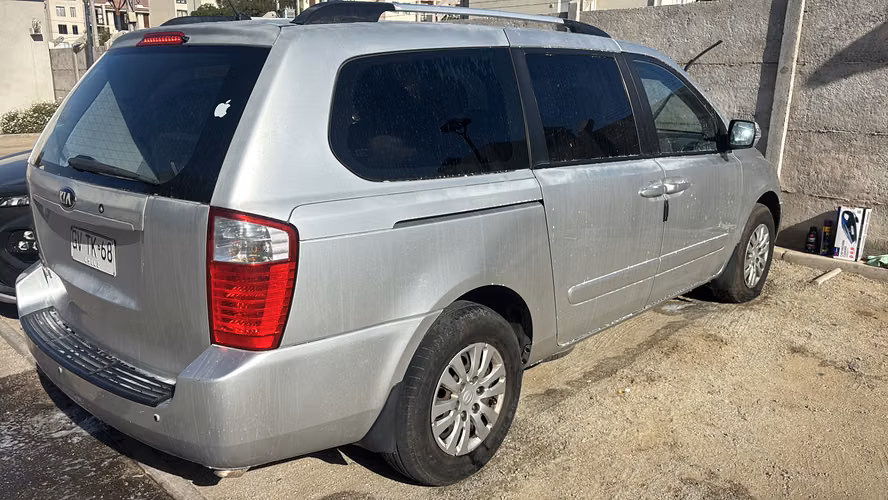 Kia Grand Carnival 2015 2.2 diesel