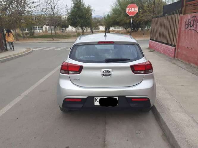 Kia Rio 5 2019 - Imagen 4