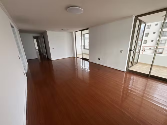 Arriendo amplio departamento de 4 habitaciones - Imagen 9