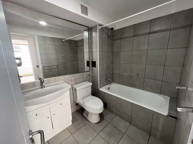 Arriendo amplio departamento de 4 habitaciones - Imagen 16