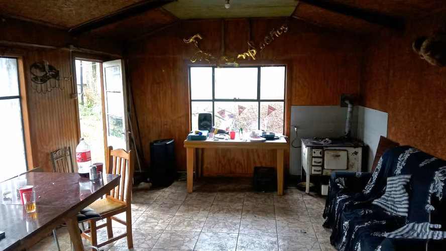 VENDO CASA SECTOR SUR CALLE LAS HERAS - Imagen 8