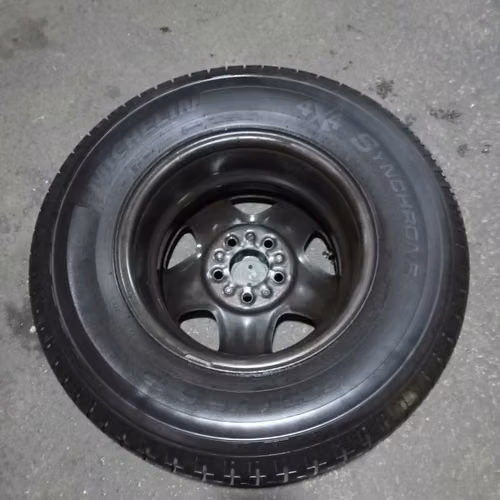 2 Llantas G.Cherokee con Neumáticos Michelín 4x4 Synchrone 225/75R15 - Imagen 6