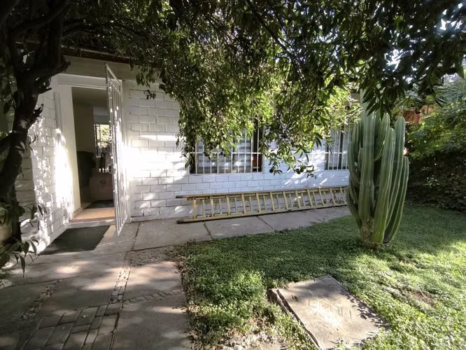 VENDE SIN COMISION-CASA PASAJE CERRADO (185155)