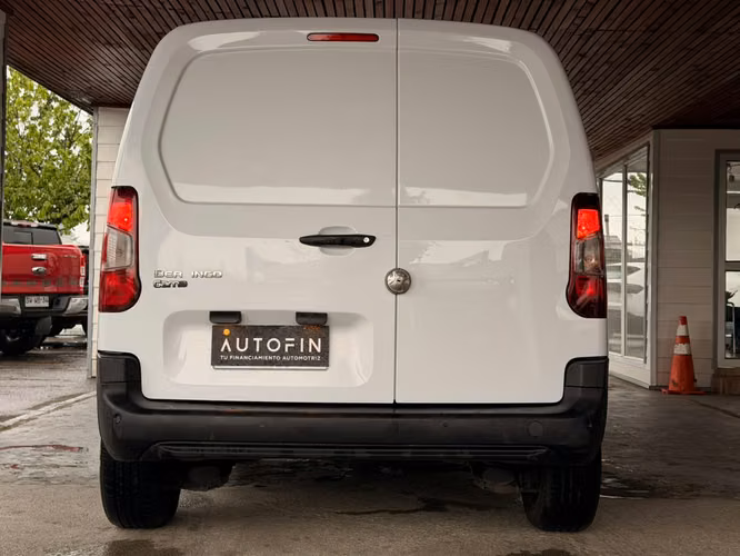 CITROEN BERLINGO AÑO 2023 1 DUEÑO - Imagen 3