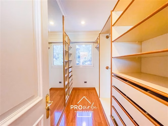 Casa en arriendo de 7 dorm. en Las Condes - Imagen 13