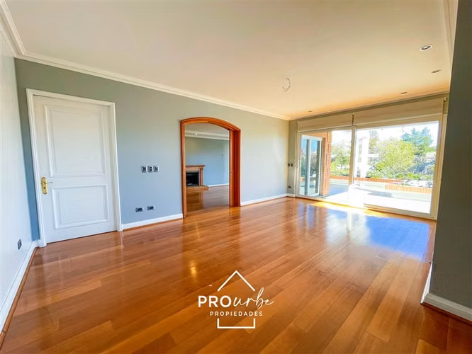 Casa en arriendo de 7 dorm. en Las Condes - Imagen 11
