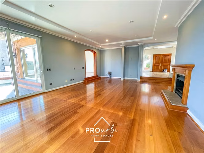 Casa en arriendo de 7 dorm. en Las Condes - Imagen 3
