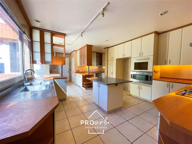 Casa en arriendo de 7 dorm. en Las Condes - Imagen 34