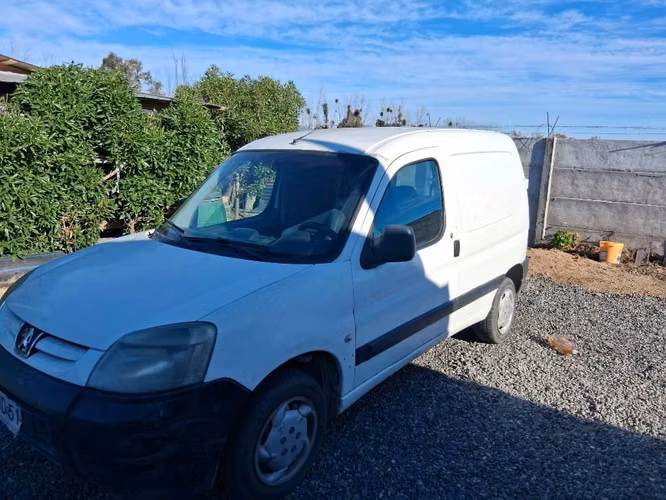 Camioneta Puegeot Partner