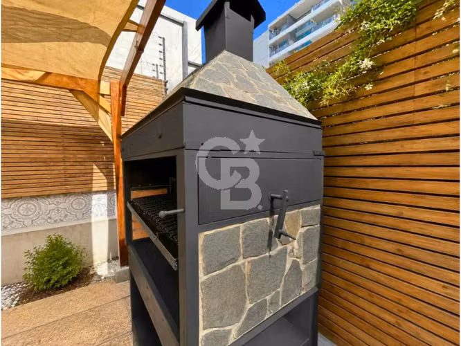 Amplio Dúplex con Jardín y Quincho Privado - Imagen 9