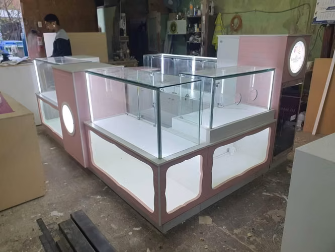 Módulo isla para mall comercial 3x2 mts
