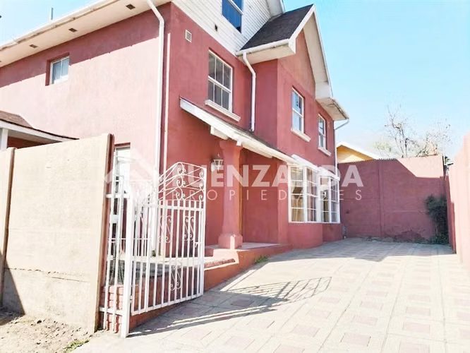 Casa en arriendo de 6 dorm. en Puente Alto - Imagen 1