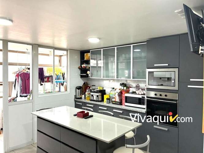 Departamento en venta de 5 dorm. en Providencia