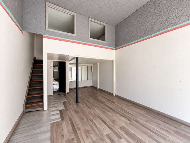 Oportunidad inversionistas! 2 locales en venta, Traslaviña, Viña del Mar.