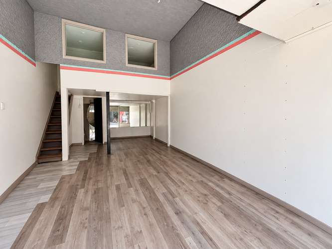 Oportunidad inversionistas! 2 locales en venta, Traslaviña, Viña del Mar.