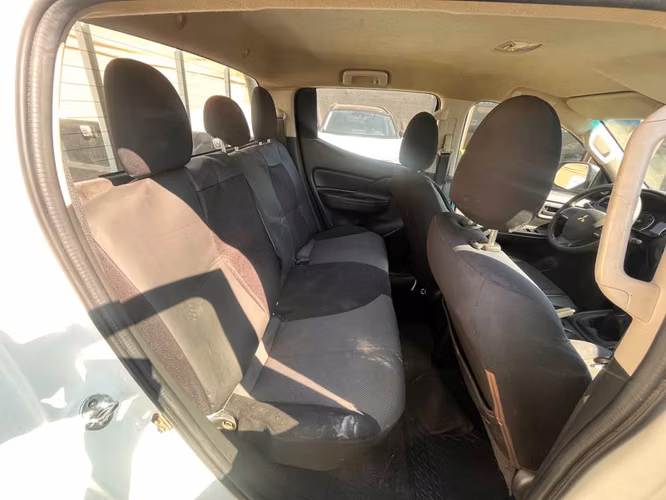 MITSUBISHI L200 2021 - Imagen 9