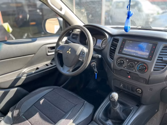 MITSUBISHI L200 2021 - Imagen 11