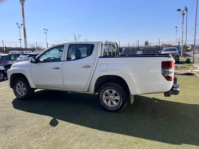 MITSUBISHI L200 2021 - Imagen 7