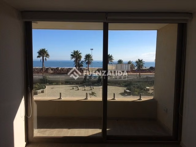 Departamento en arriendo de 2 dorm. 2 baños, en Coquimbo - Imagen 4