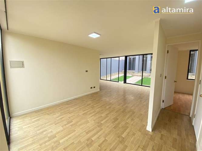 Casa en arriendo de 3 dorm. en Iquique - Imagen 3