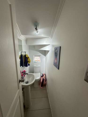 EN VENTA MODERNA CASA EN CONDOMINIO CERRADO (185167)