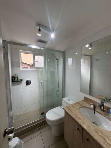 EN VENTA MODERNA CASA EN CONDOMINIO CERRADO (185167)