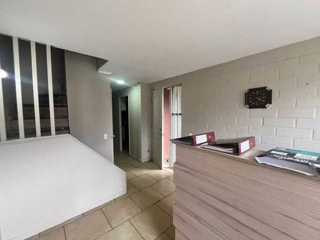 Casa Remodelada con Destino Comercial  (185180)