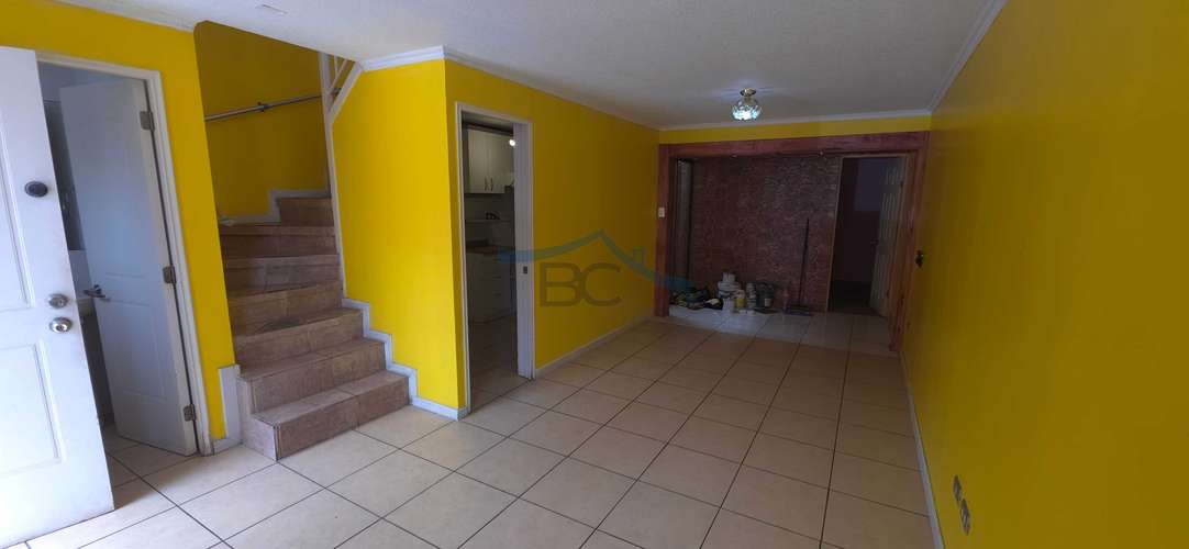 Se arrienda amplia casa en Condominio Marandino (185192)